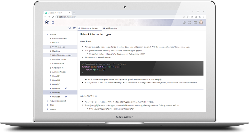 Macbook met leeromgeving